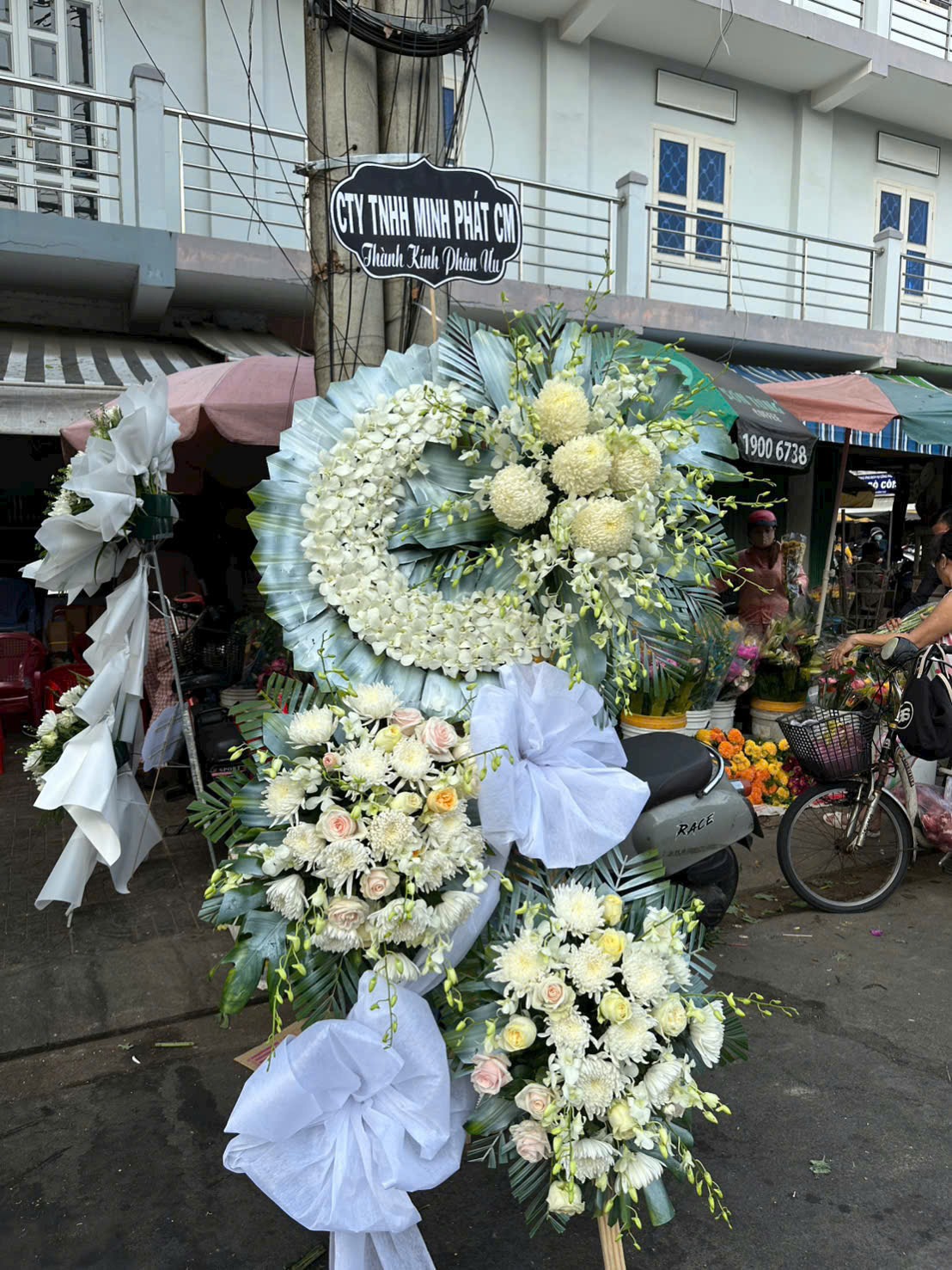 Kệ tang vòng tròn