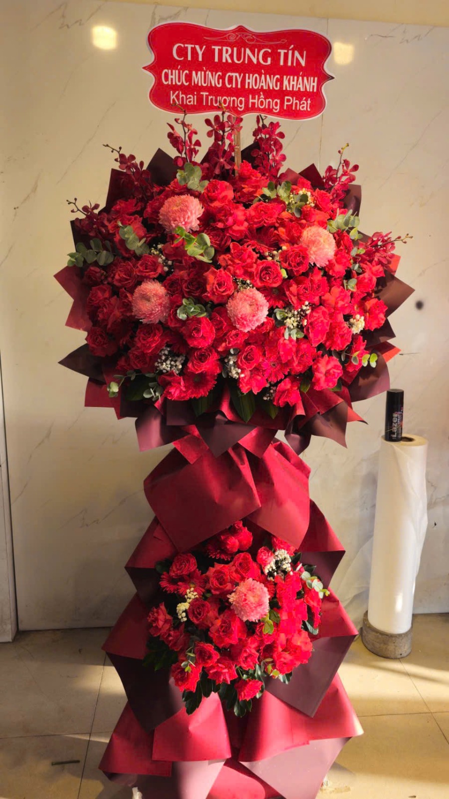Kệ khai trương Hồng Phát
